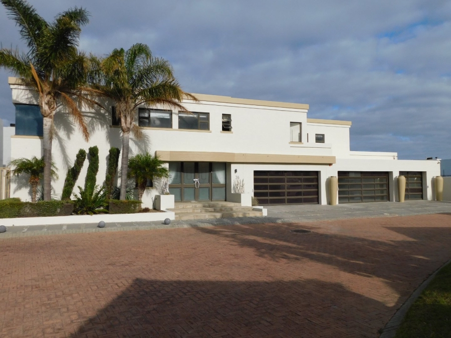 6 Bedroom Property for Sale in Harbour Island Western Cape